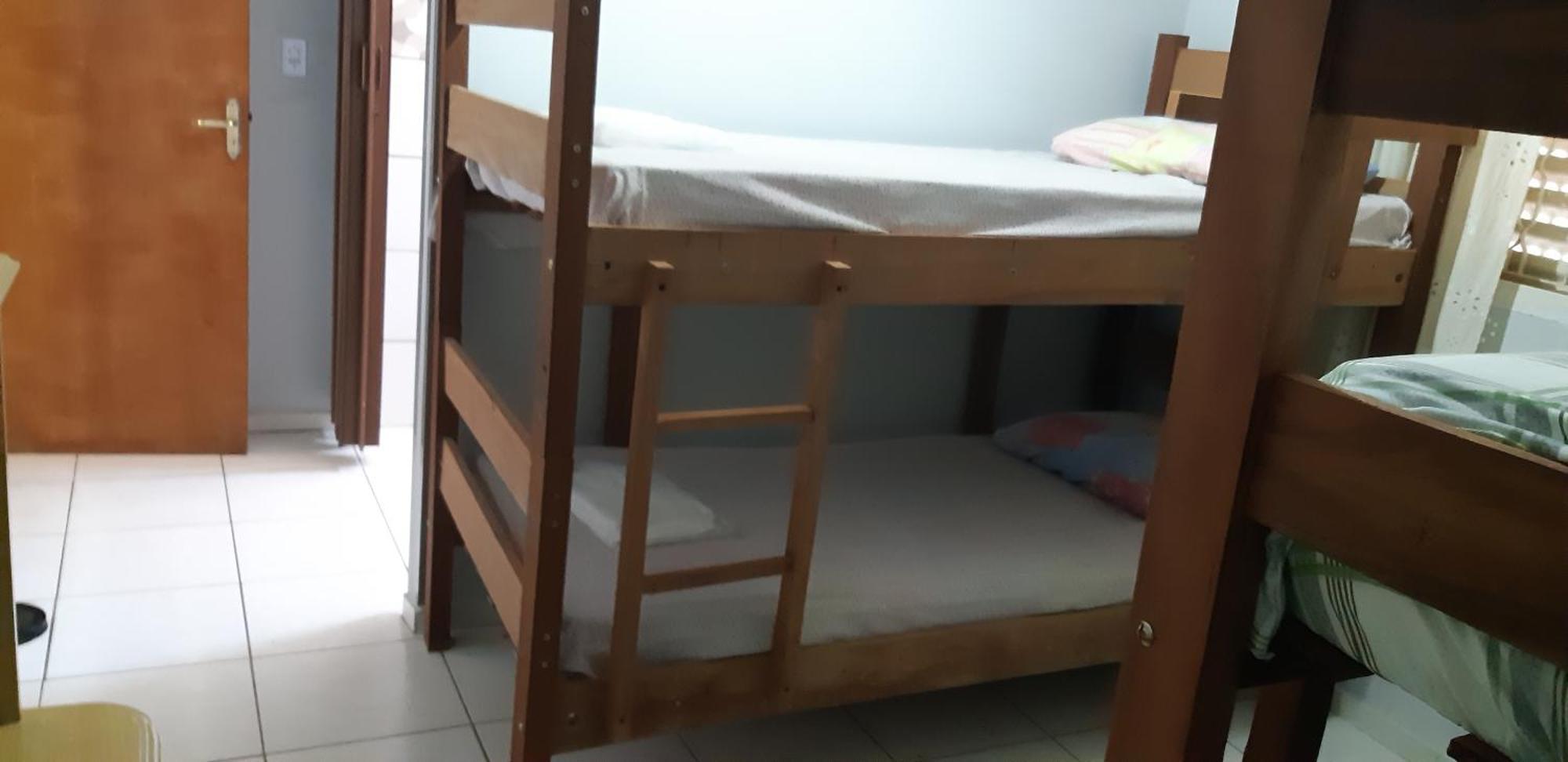 Hostel Famille Brun Trevo Сан-Жуан-да-Боа-Виста Номер фото